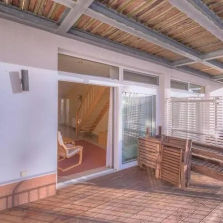Apartment Mirow, *